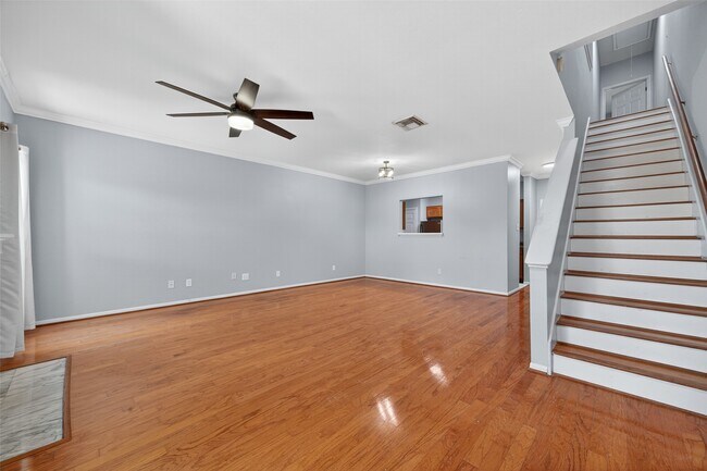 Building Photo - 3102 Holly Hall St