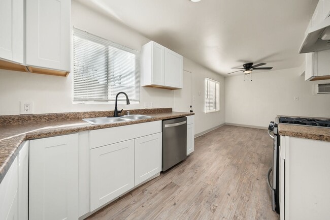 Building Photo - 4184 Cornelia Way