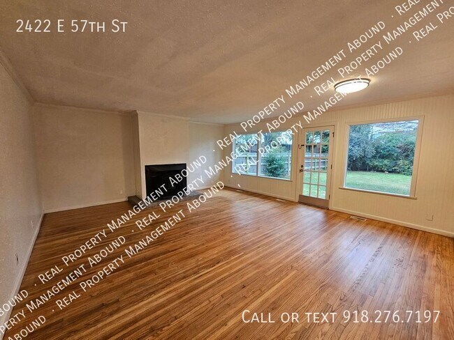 Building Photo - 2422 E 57th St