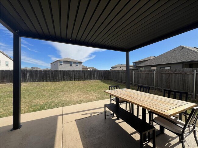 Building Photo - 14313 James Buchanan St