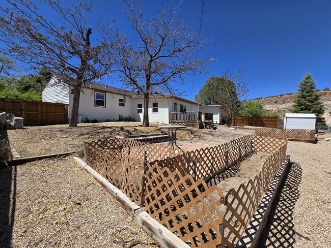 Building Photo - 346 Kayenta Dr