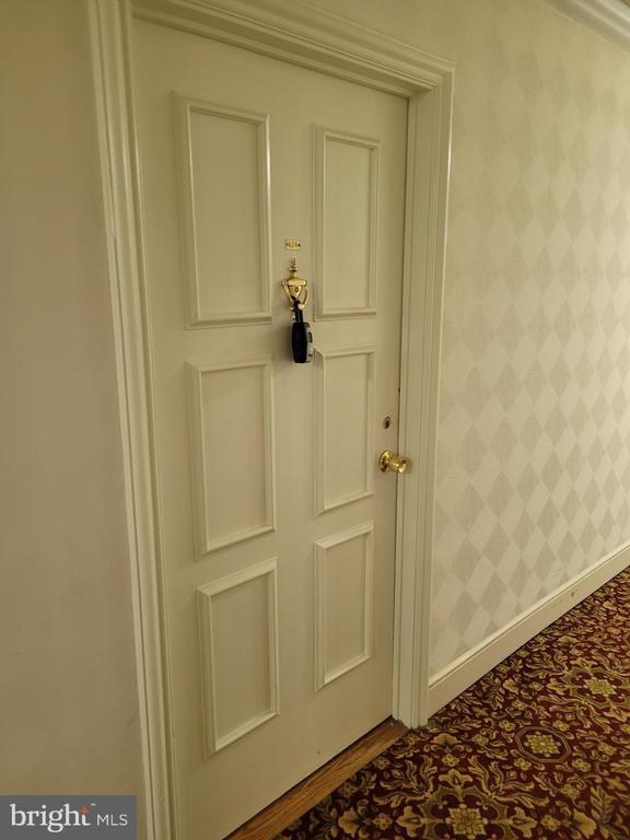 Building Photo - 1121 Arlington Blvd