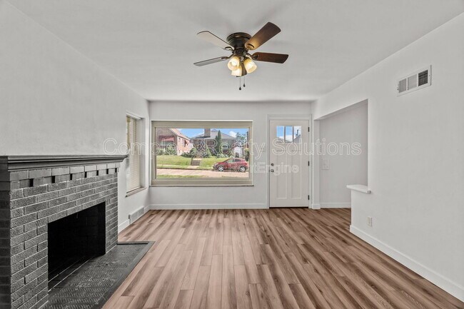 Building Photo - 5655 Potomac St