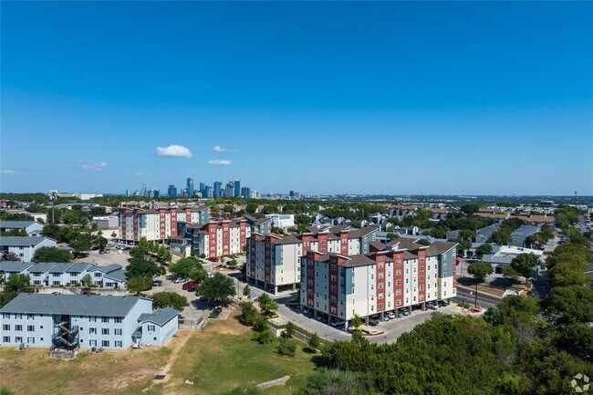 Building Photo - 2401 E Oltorf St