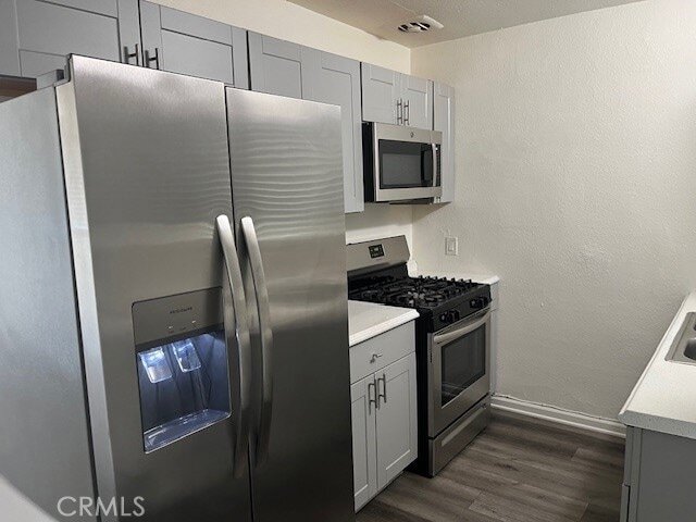 Building Photo - 36957 Melrose Dr