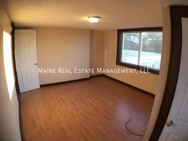 Building Photo - 143 Penobscot St