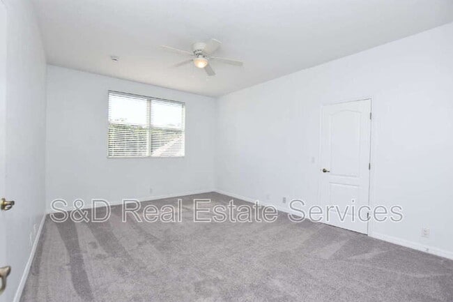 Building Photo - 6352 Sedgeford Dr