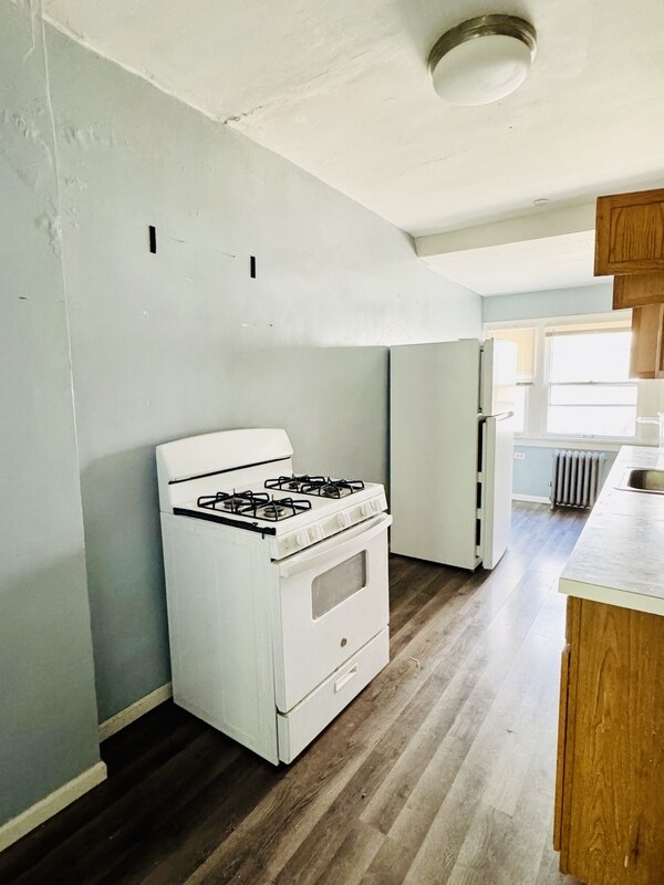 Building Photo - 1508 Parkhill Rd