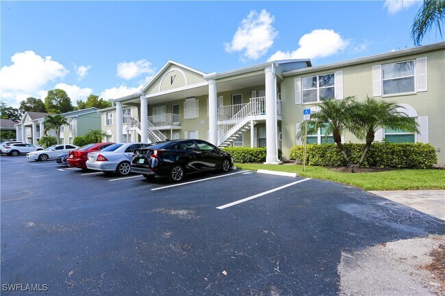 Building Photo - 287 Quail Forest Blvd