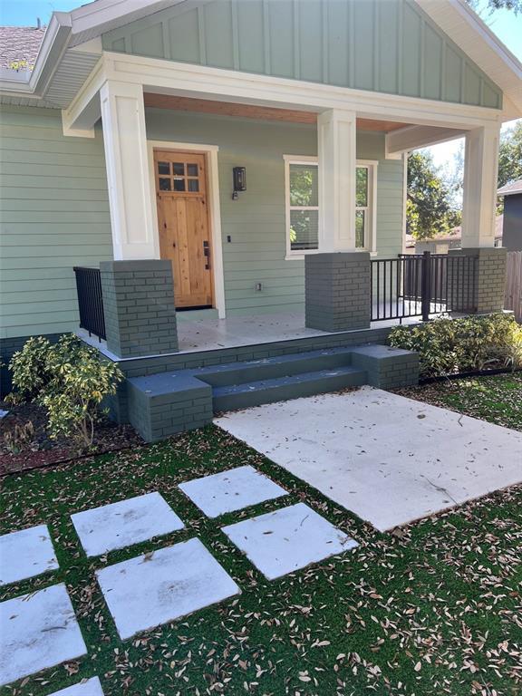 Building Photo - 1503 E North St