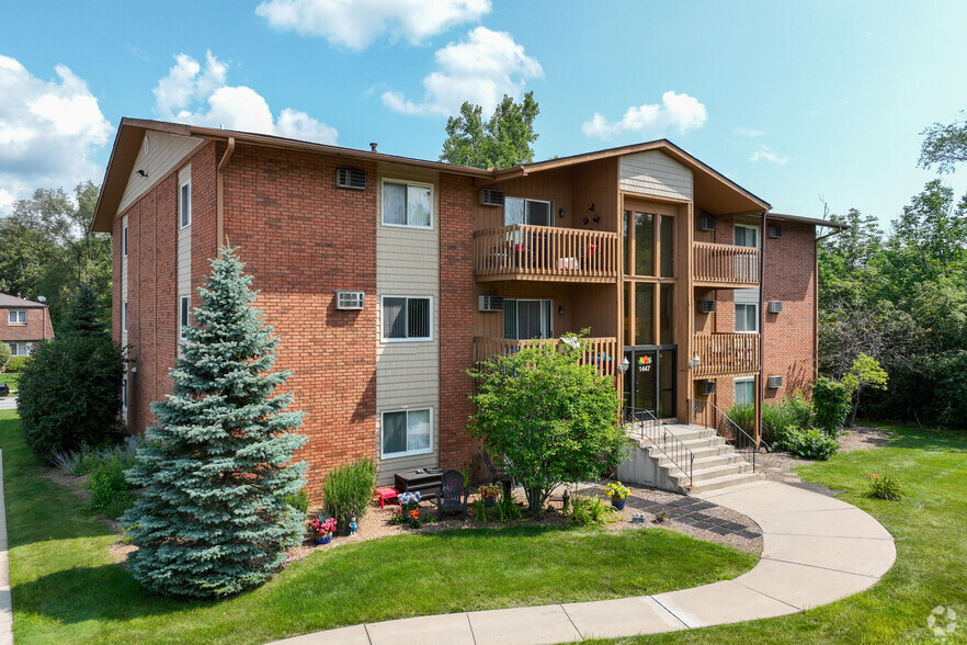 Building Photo - Harvest Ridge Apartment Homes