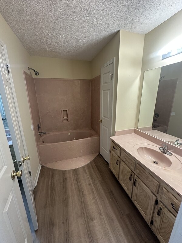 Building Photo - 1706 Sorghum Mill Dr
