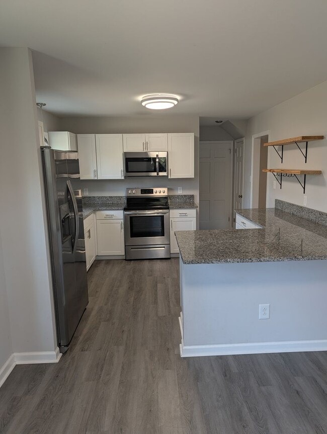 Building Photo - POCAHONTAS VILLAGE