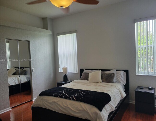 Building Photo - 1569 Winterberry Ln