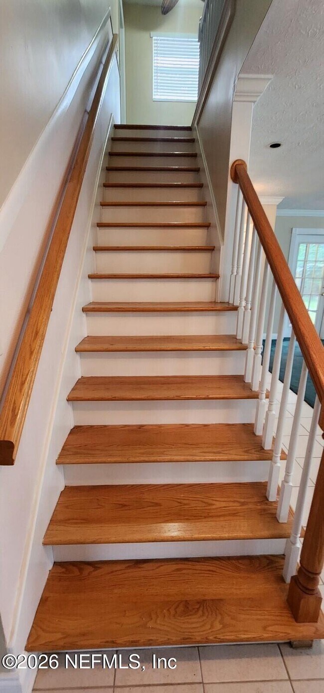 Building Photo - 25 Versaggi Dr