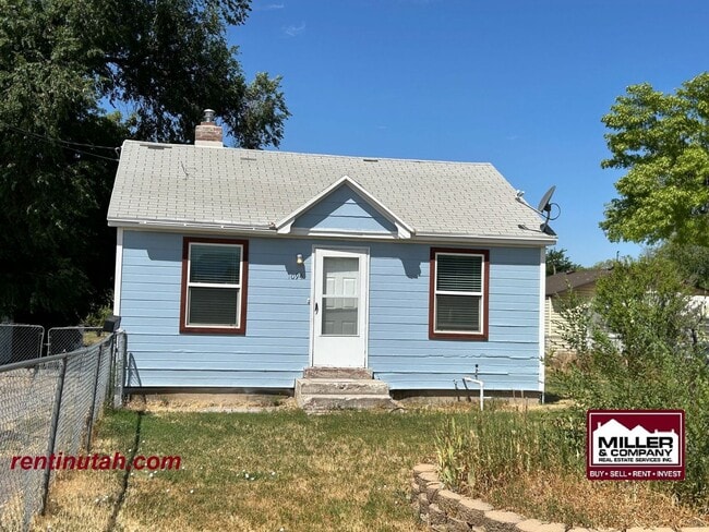 Building Photo - Updated Salt Lake Bungalow For Rent!!