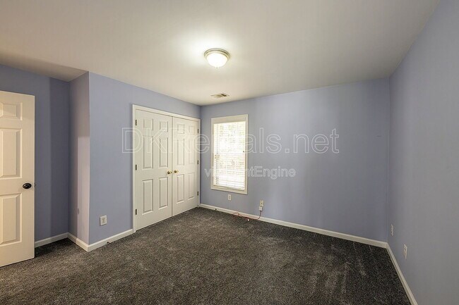 Building Photo - 1540 Hampton Hollow Dr