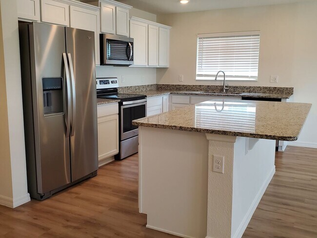 Building Photo - Beautiful Sawgrass Bay Home!