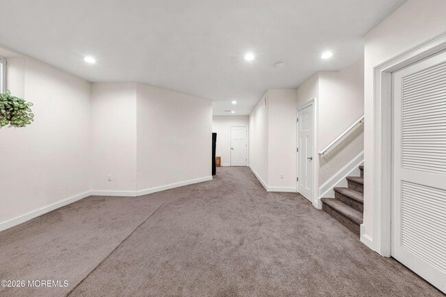 Building Photo - 2 Gonzalez Dr