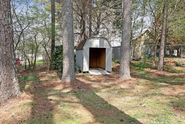 Building Photo - 614 Mephisto Cir
