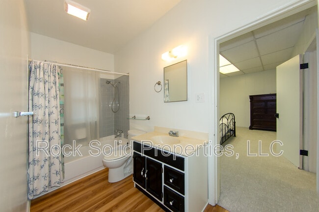 Building Photo - 1216 Talbot Ct