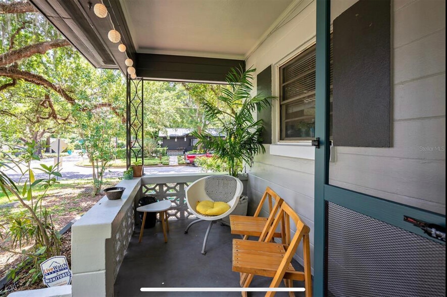 Building Photo - 718 E South St