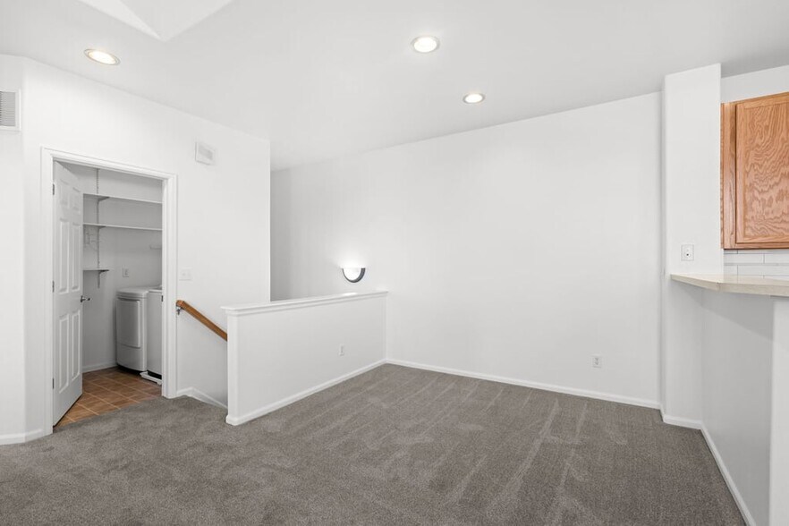 Dining Area - 111 Granby Way