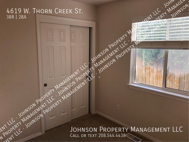 Building Photo - 4619 W Thorn Creek St