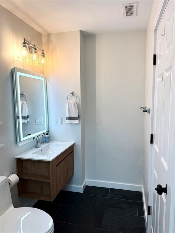 Building Photo - 79 Linden St