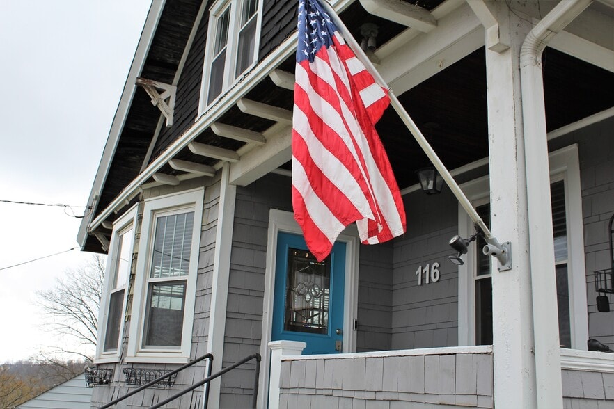 Building Photo - 116 North Street