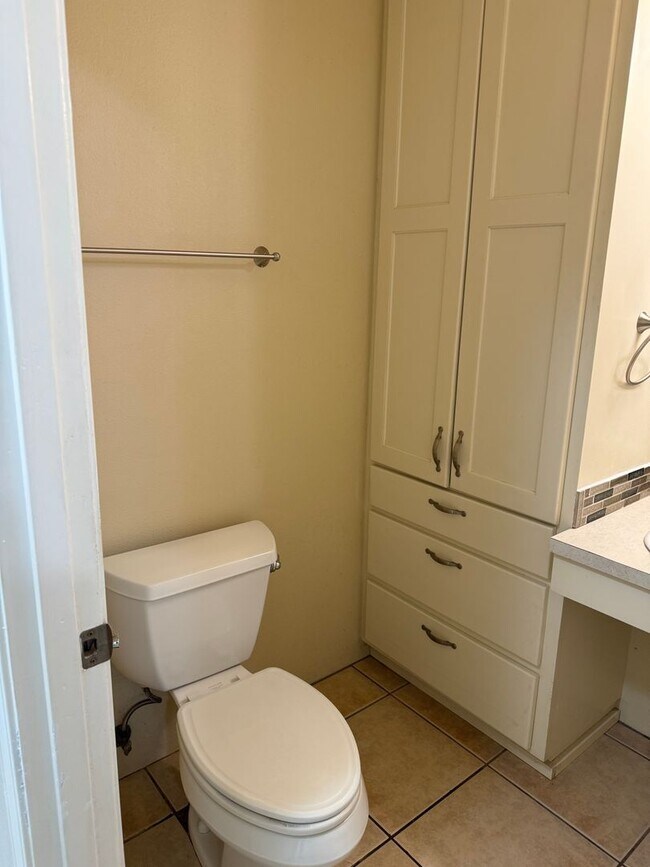 Building Photo - 4195 Glacier View Dr