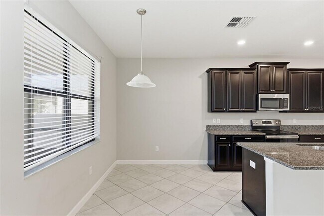 Building Photo - 11014 Little Blue Heron Dr