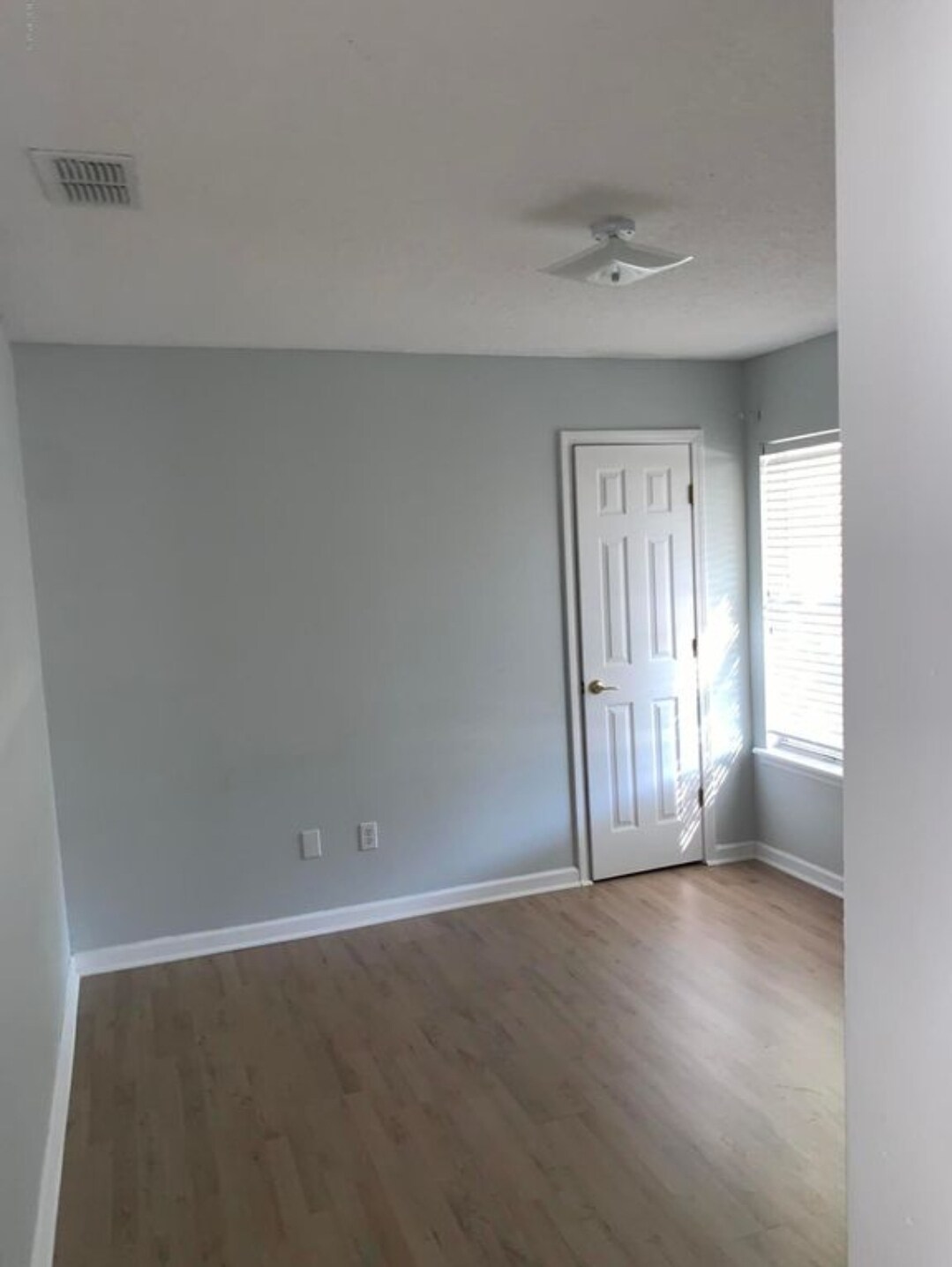 Building Photo - 11160 Apple Blossom Trl W