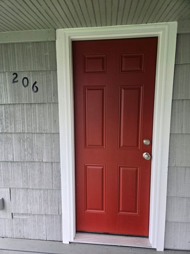 Building Photo - STATUS: PENDING APPLICATION- |R24S| $1625