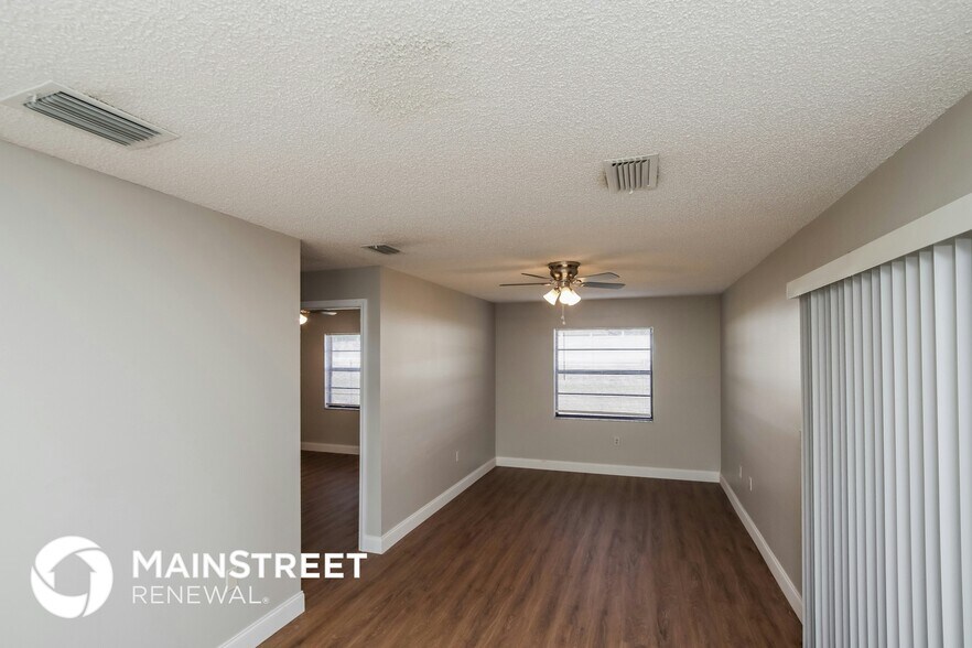 Building Photo - 1298 Robbinswood Dr