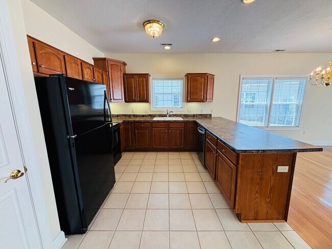 Building Photo - 1733 Lions Dr NW