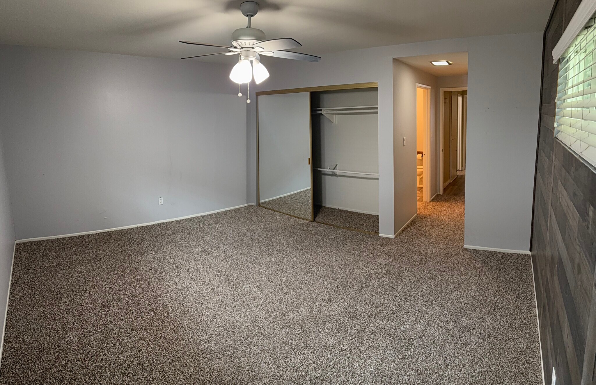 Master Bedroom Xtra Large Closet - 1441 Prospect Ave