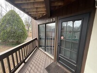 Building Photo - Beautiful Condo minutes from uptown Charlotte