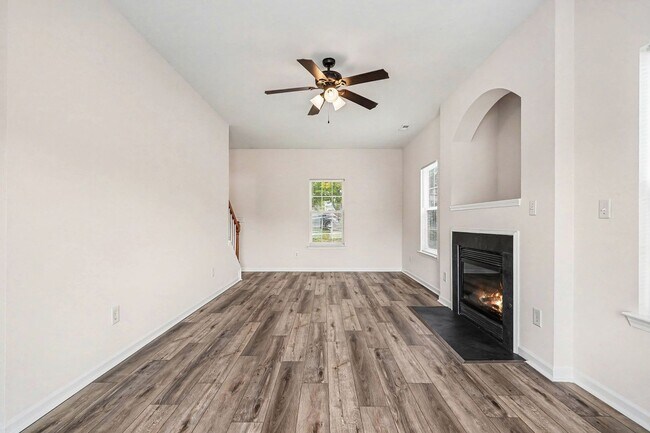 Building Photo - 9232 Ducati Ln