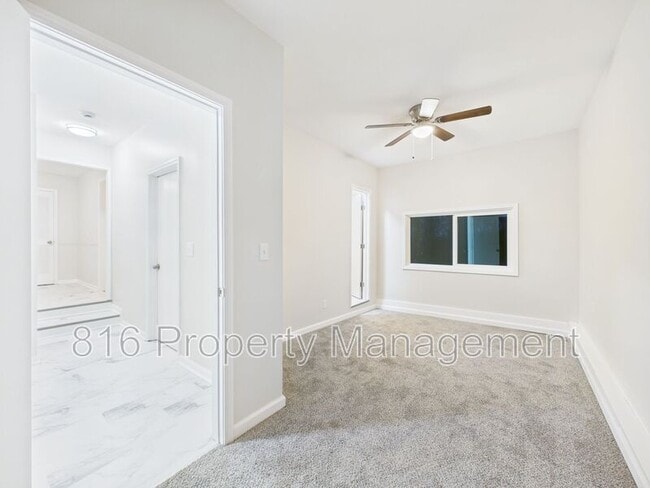 Building Photo - 5725 Blue Ridge Blvd