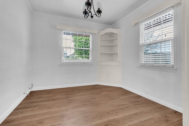 Building Photo - 8549 5th St