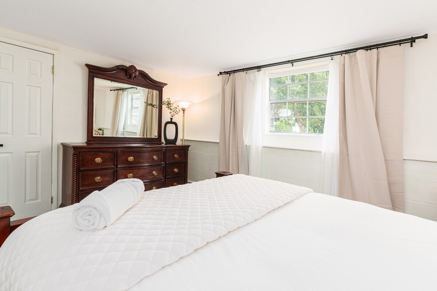 Building Photo - 26 Finley St