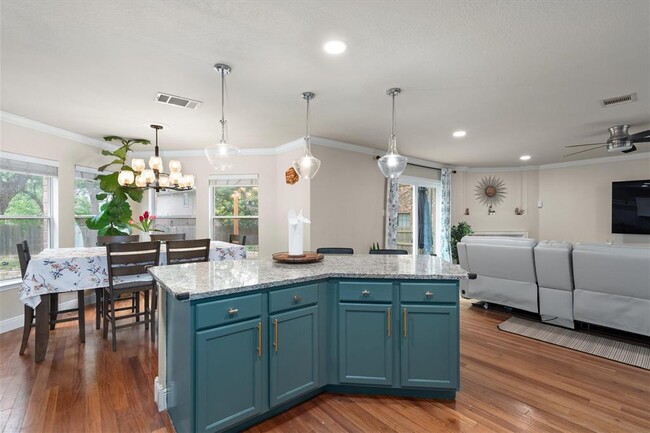 Building Photo - 1509 Shady Creek Trail