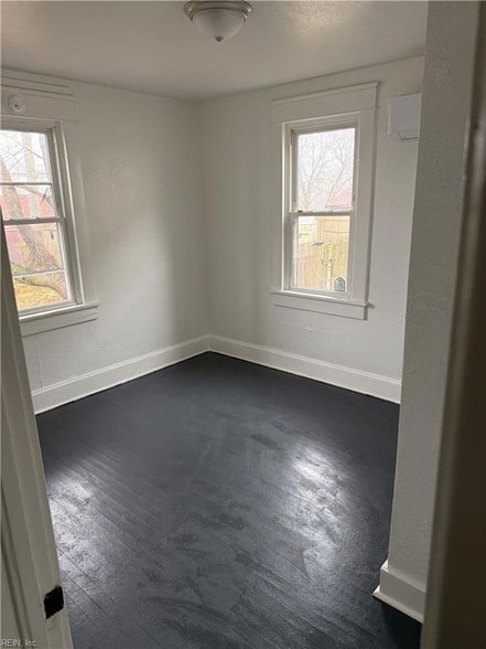 Building Photo - 1707 Holladay St