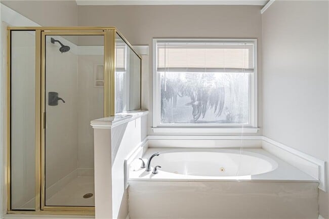 Building Photo - 3147 Crestmont Way NW