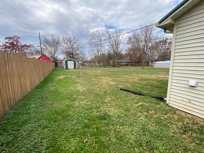 Building Photo - 1188 Glenwood Dr