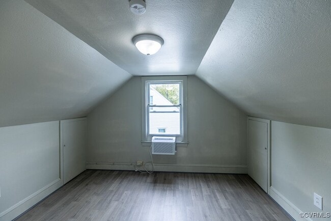 Building Photo - Newly Renovated 4-Bedroom Home in Town of Blackstone!