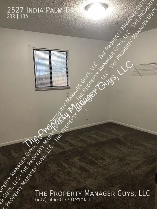 Building Photo - 2527 India Palm Dr