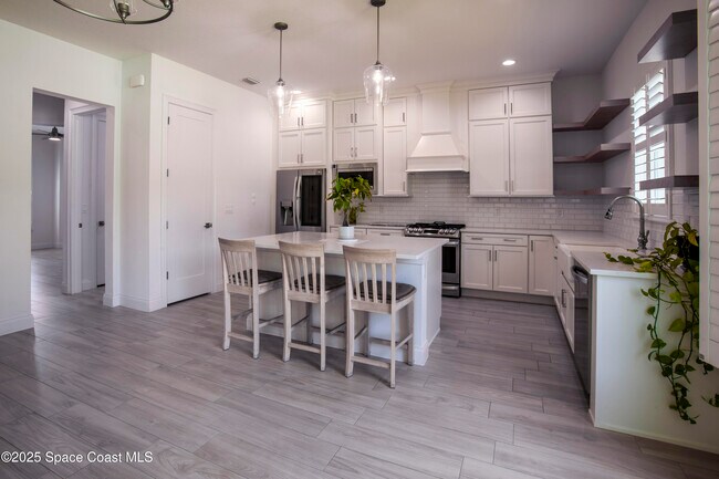 Building Photo - 4305 Negal Cir