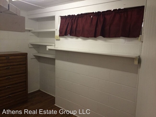 Building Photo - 1 br, 1 bath House - 180 Mell Street